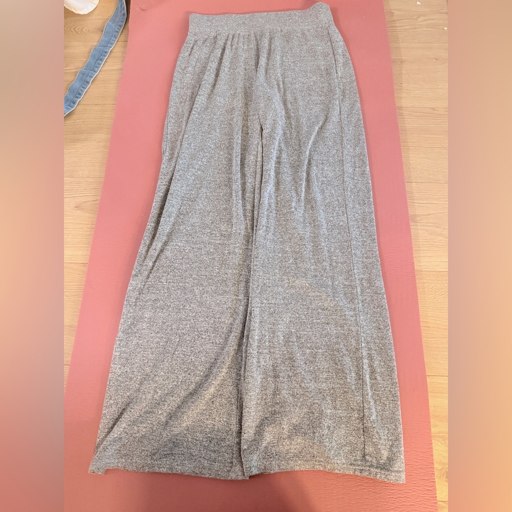 Gap grey size XS wide leg lounge pants - Picture 5 of 5